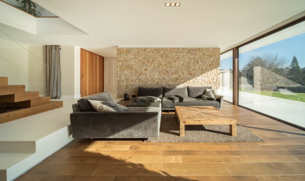 Stonepanel sabbia dans un salon moderne